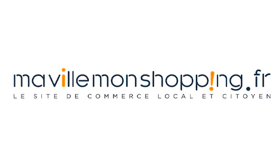 Logo de mavillemonshop.fr avec le slogan « Le site de commerce local et citoyen » sur fond blanc. Le texte est en minuscules, avec des surlignages orange sur les lettres « ville » et le point d'exclamation.