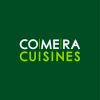 Logo avec l'inscription « COMERA CUISINES » en lettres majuscules blanches et vert clair sur fond vert foncé. COMERA est en haut, CUISINES en bas, en caractères plus grands et gras.