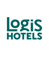 Logo pour Logis Hotels comportant le nom de l'entreprise en lettres bleu sarcelle foncé en gras sur fond blanc.